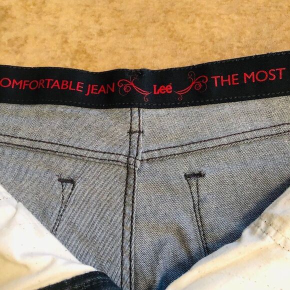 Lee Most Comfortable Jean Embellished Pockets Dark Wash Flare Leg 90s Style - Picture 5 of 12